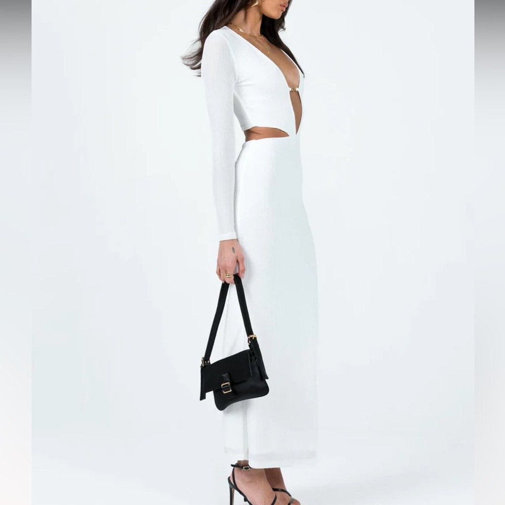Princess Poly Maxi Dress - Picture 5 of 6